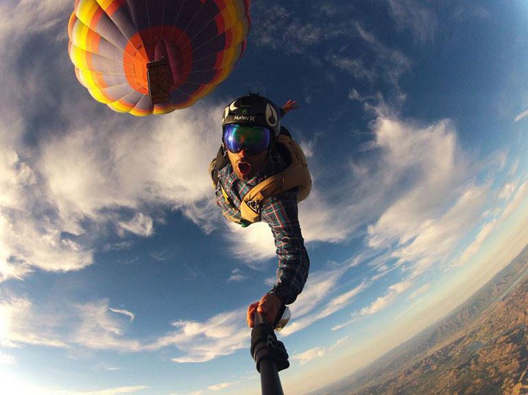 Заснемане на екстремно приключение - скачане с парашут