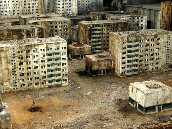 Улично изкуство. Рисунки по стени и пътища (12) Улично изкуство. Рисунки по стени и пътища (12)